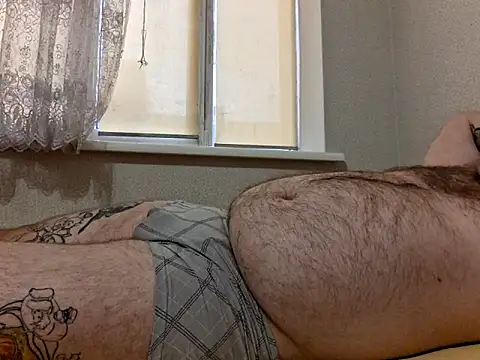 Snapshot of vitek1110 chatting on 10-11-25, 01:53 vitek1110 online show from 10-11-25, 01:53