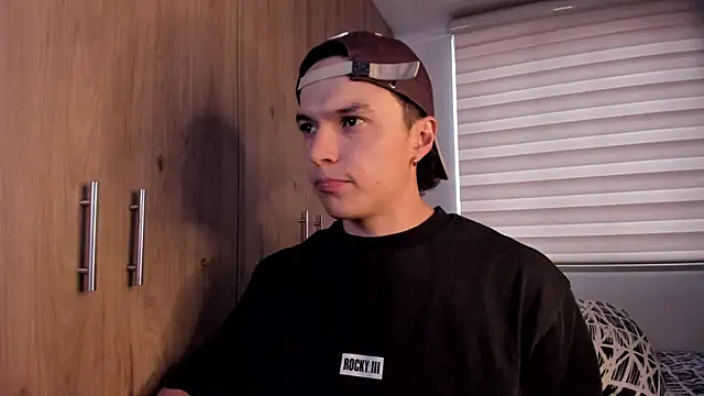 Mastrangelo xxx online show from 11-19-25, 09:26