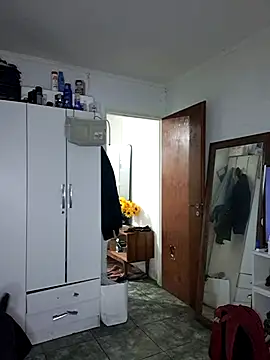 liamlara online show from 11-03-25, 12:24