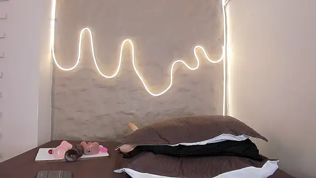 Snapshot of Demy_Ruiz chatting on 10-08-25, 03:04 Demy Ruiz online show from 10-08-25, 03:04