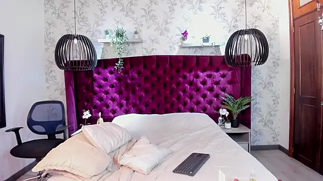 Gabriell ramirez online show from 03-11-25, 09:56