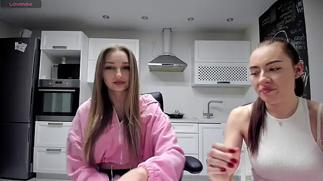 lisenok online show from 03-19-26, 07:40