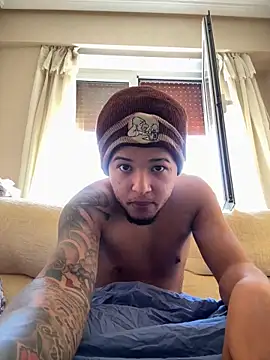 Snapshot of yeiyei_oficial chatting on 10-02-25, 12:23 yeiyei oficial online show from 10-02-25, 12:23