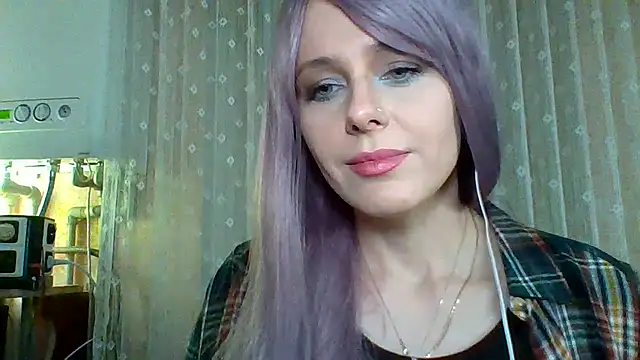 LuminousLady online show from 02-16-25, 10:32