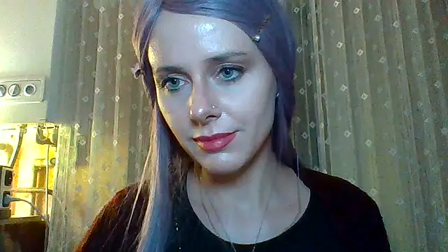 LuminousLady online show from 03-06-25, 05:43