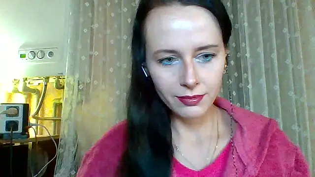 LuminousLady online show from 03-17-25, 06:11