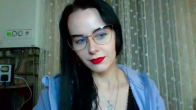 LuminousLady online show from 03-20-25, 05:47