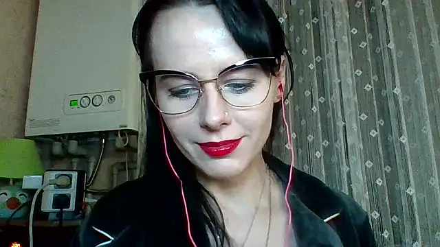 LuminousLady online show from 03-21-25, 10:17