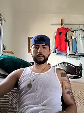 Snapshot of dickman10 chatting on 02-20-25, 04:57 dickman10 online show from 02-20-25, 04:57