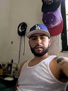 Snapshot of dickman10 chatting on 03-10-25, 10:13 dickman10 online show from 03-10-25, 10:13