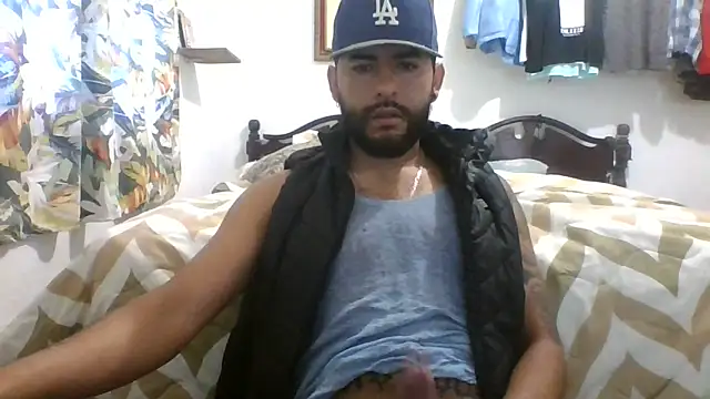 Snapshot of dickman10 chatting on 09-14-25, 01:54 dickman10 online show from 09-14-25, 01:54