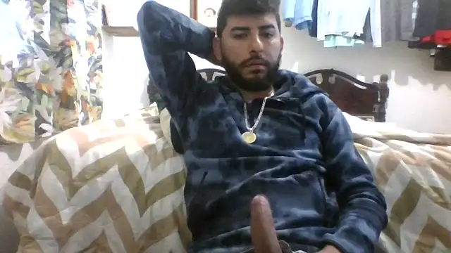 Snapshot of dickman10 chatting on 09-28-25, 01:38 dickman10 online show from 09-28-25, 01:38