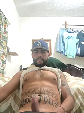 Snapshot of dickman10 chatting on 10-14-25, 04:13 dickman10 online show from 10-14-25, 04:13