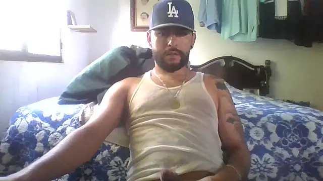 Snapshot of dickman10 chatting on 10-25-25, 10:15 dickman10 online show from 10-25-25, 10:15