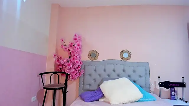 littletammy4u  online show from 01-12-26, 12:10