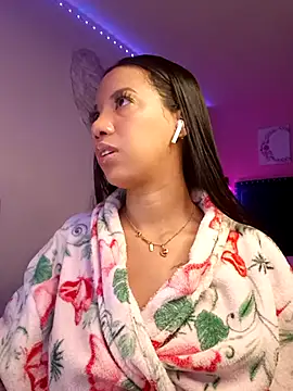 Snapshot of SallyWhitee chatting on 02-07-26, 05:00 SallyWhitee online show from 02-07-26, 05:00