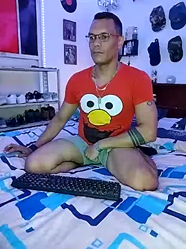 XhaseFoX online show from 02-26-25, 01:53