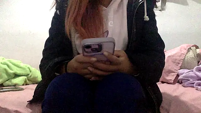 sharonlopez9611 online show from 12-19-25, 03:13