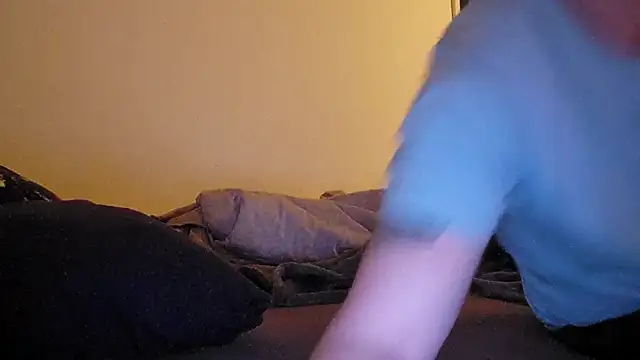 Foxtrott 242 online show from 03-05-26, 01:45