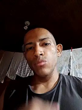 Mineirinho043 online show from 02-03-25, 04:57