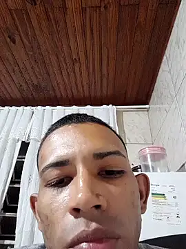 Mineirinho043 online show from 02-14-25, 03:11
