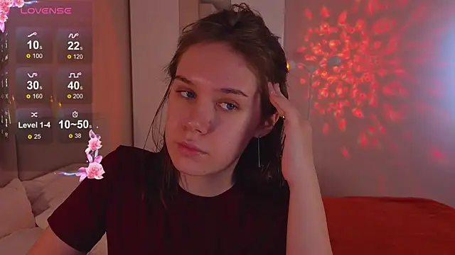 Mia Luw online show from 11-09-25, 04:55