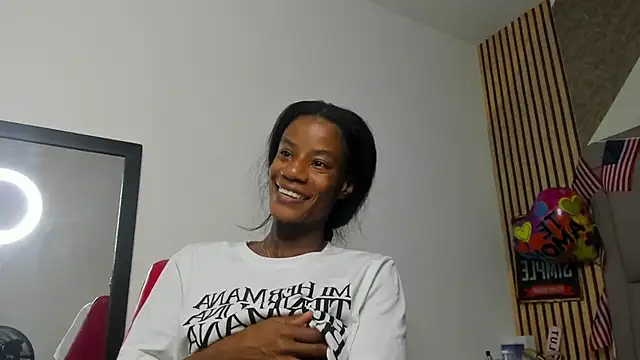 Snapshot of dafnnelewis chatting on 10-03-25, 11:40 dafnnelewis online show from 10-03-25, 11:40