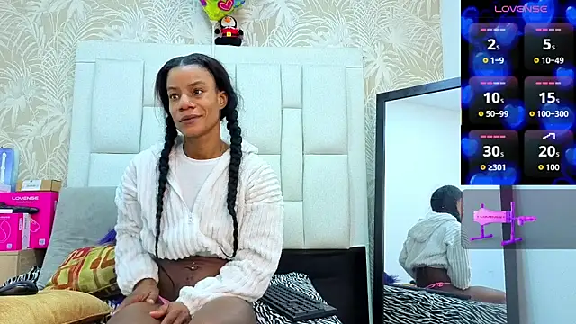 dafnnelewis online show from 03-25-26, 11:16