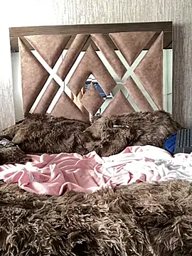 Maggie Geller online show from 02-15-25, 08:01