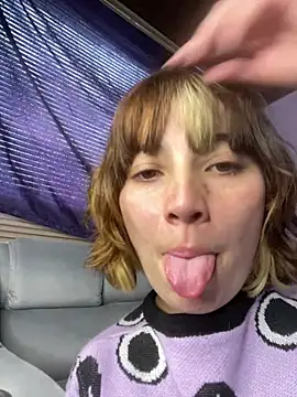 Maggie Geller online show from 02-17-25, 04:37