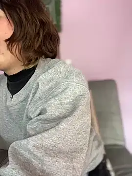 Maggie Geller online show from 02-22-25, 09:59