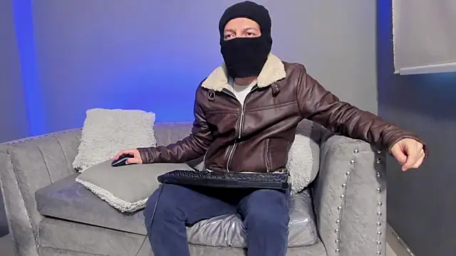 Golden-Boyy online show from 03-13-25, 12:13
