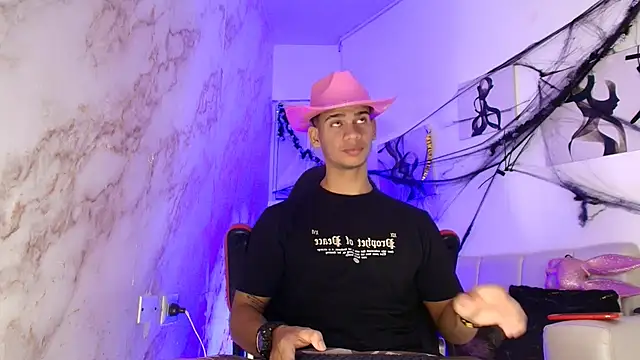 ANDRES STUD online show from 10-27-25, 04:27