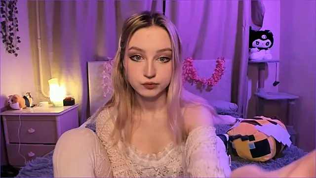 Snapshot of margorazentals chatting on 11-21-25, 05:44 margorazentals online show from 11-21-25, 05:44