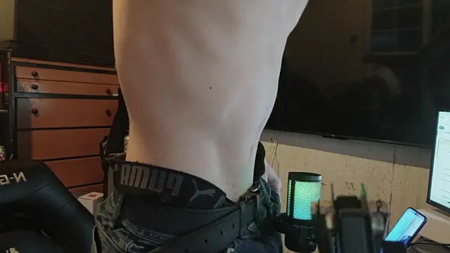 nuttyking2022 online show from 02-08-26, 01:20