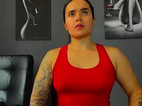 Snapshot of karlyjons12 chatting on 11-27-25, 04:42 karlyjons12 online show from 11-27-25, 04:42