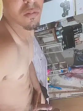 Snapshot of Hugoxxxxxxxxxxxx chatting on 09-18-25, 10:12 Hugoxxxxxxxxxxxx online show from 09-18-25, 10:12