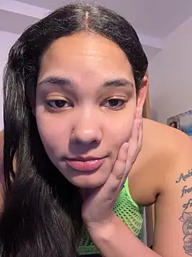 tastylolaaa online show from 10-12-25, 10:03