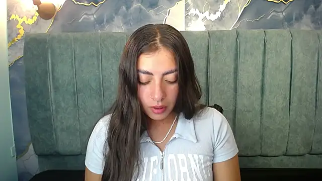 Snapshot of Emmaa_dia chatting on 10-23-25, 03:00 Emmaa dia online show from 10-23-25, 03:00