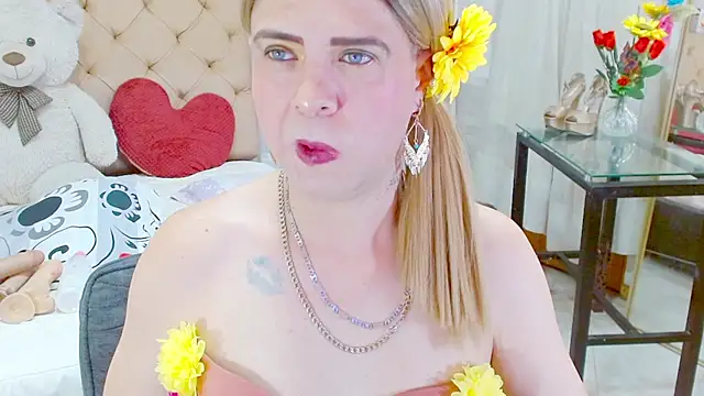 Snapshot of Dolldirtyxxx chatting on 01-15-26, 05:23 Dolldirtyxxx online show from 01-15-26, 05:23