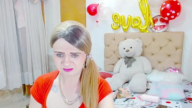 Snapshot of Dolldirtyxxx chatting on 03-01-26, 08:00 Dolldirtyxxx online show from 03-01-26, 08:00