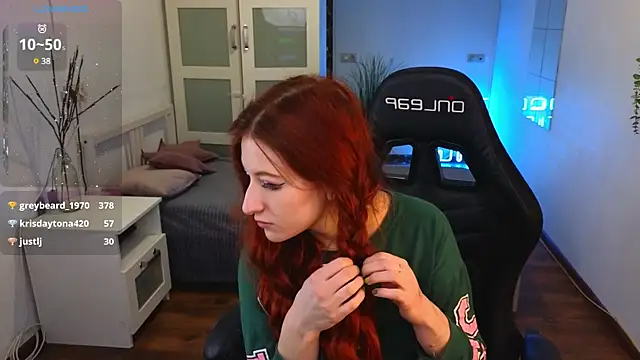 Katy diamond  online show from 03-12-25, 07:57