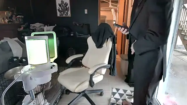 BadJewfucks online show from 01-06-26, 08:01