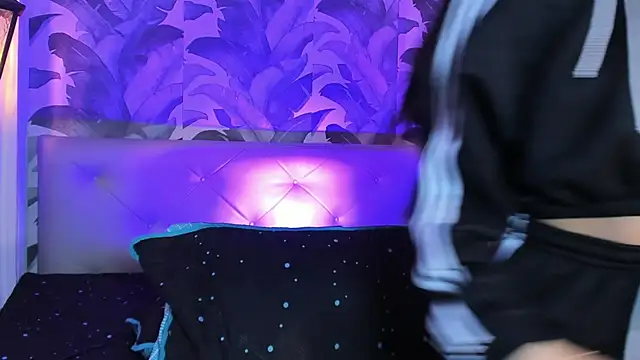 Sami Evanns online show from 10-11-25, 03:06