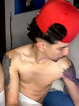 Snapshot of venusfranco_94 chatting on 11-21-25, 05:06 venusfranco 94 online show from 11-21-25, 05:06