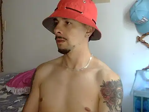 Snapshot of venusfranco_94 chatting on 11-24-25, 07:13 venusfranco 94 online show from 11-24-25, 07:13