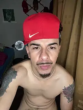 Snapshot of venusfranco_94 chatting on 12-16-25, 12:10 venusfranco 94 online show from 12-16-25, 12:10