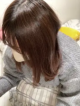 Snapshot of mitarashi_awww chatting on 03-19-25, 09:05 mitarashi awww online show from 03-19-25, 09:05