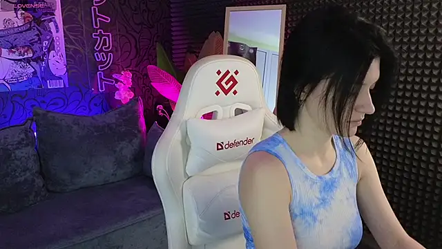 roxy riot  online show from 10-11-25, 01:27