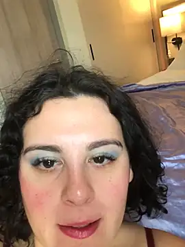 Snapshot of LunaSoleil9 chatting on 02-20-25, 01:19 LunaSoleil9 online show from 02-20-25, 01:19